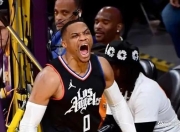 爱游戏ayx-NBA球员们在激烈角逐中崭露头角