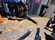 爱游戏官网公告-芯动派选手在射击比赛中枪林弹雨的简单介绍