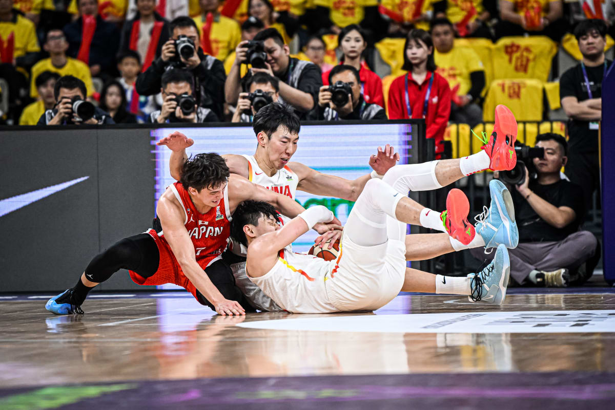 亚洲杯篮球赛冠军赛在激烈争夺中产生，中国队力争夺冠的简单介绍